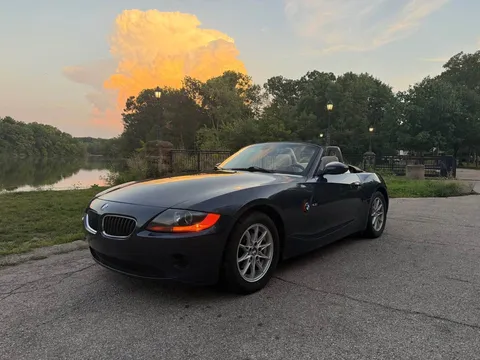 2004 BMW Z4 2.5i Roadster 2D