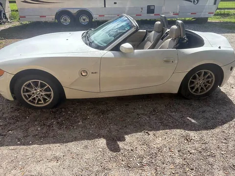 2004 BMW Z4 2.5i Roadster 2D