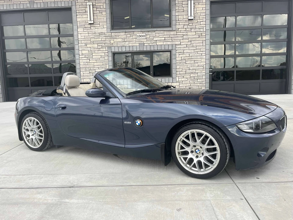 2004 BMW E85 Z4 Roadster - Image 2 of 31