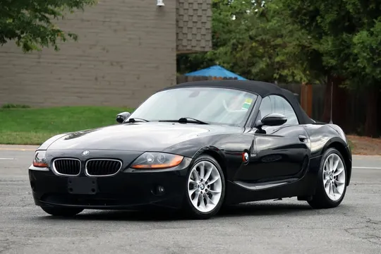 2004 BMW Z4 2.5i Roadster 5-Speed