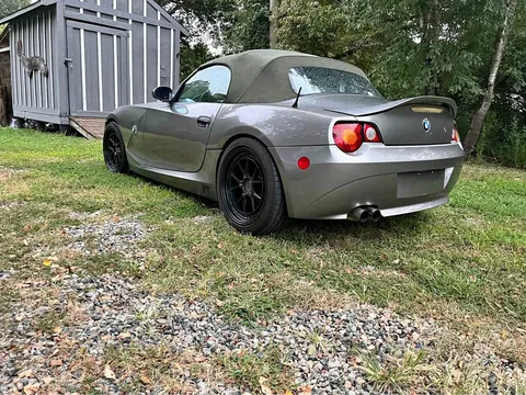 2004 BMW Z4 30i Roadster 2D