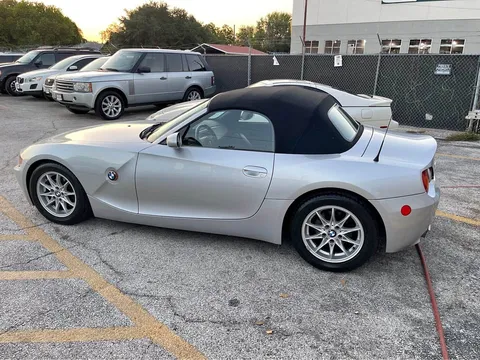 2004 BMW Z4 Roadster 2D