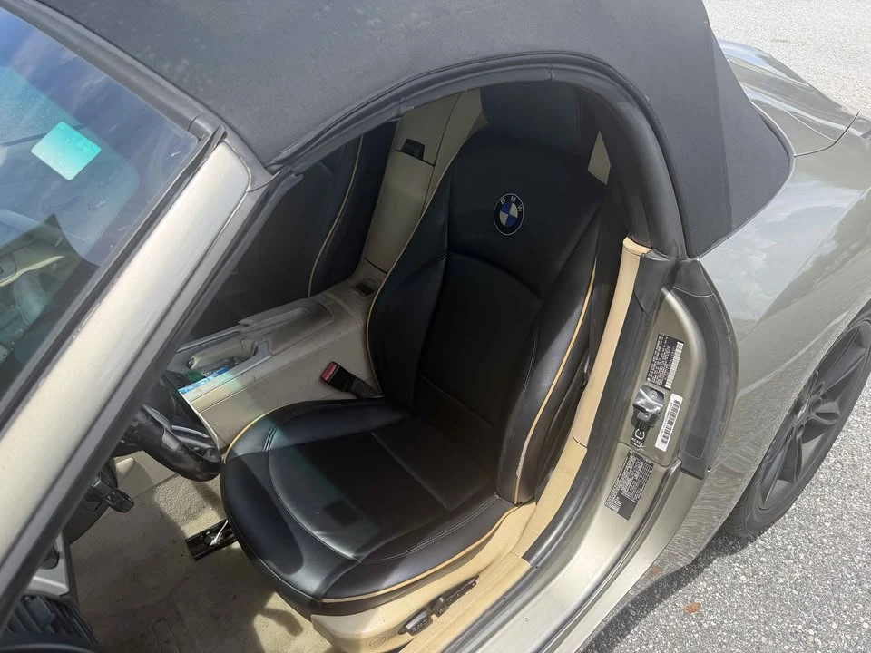 2004 BMW Z4 - Image 3 of 4