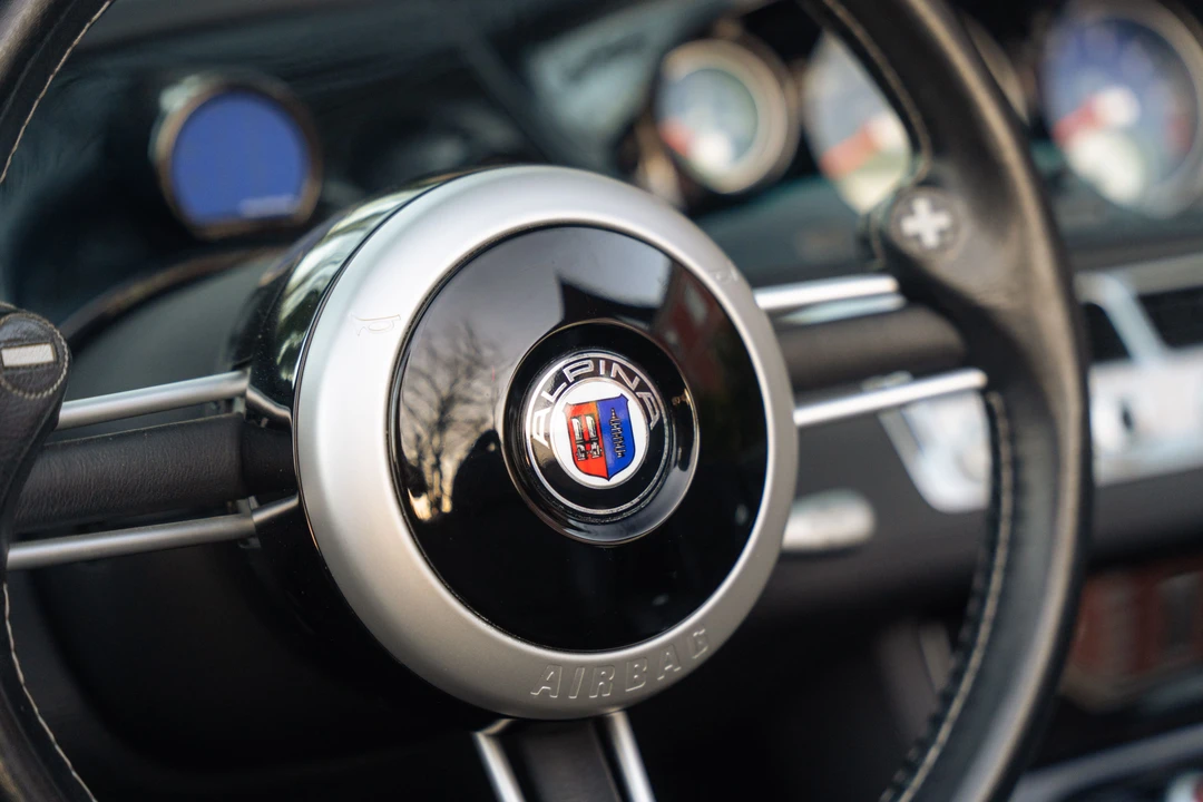 2004 BMW Z8 - Image 13 of 31