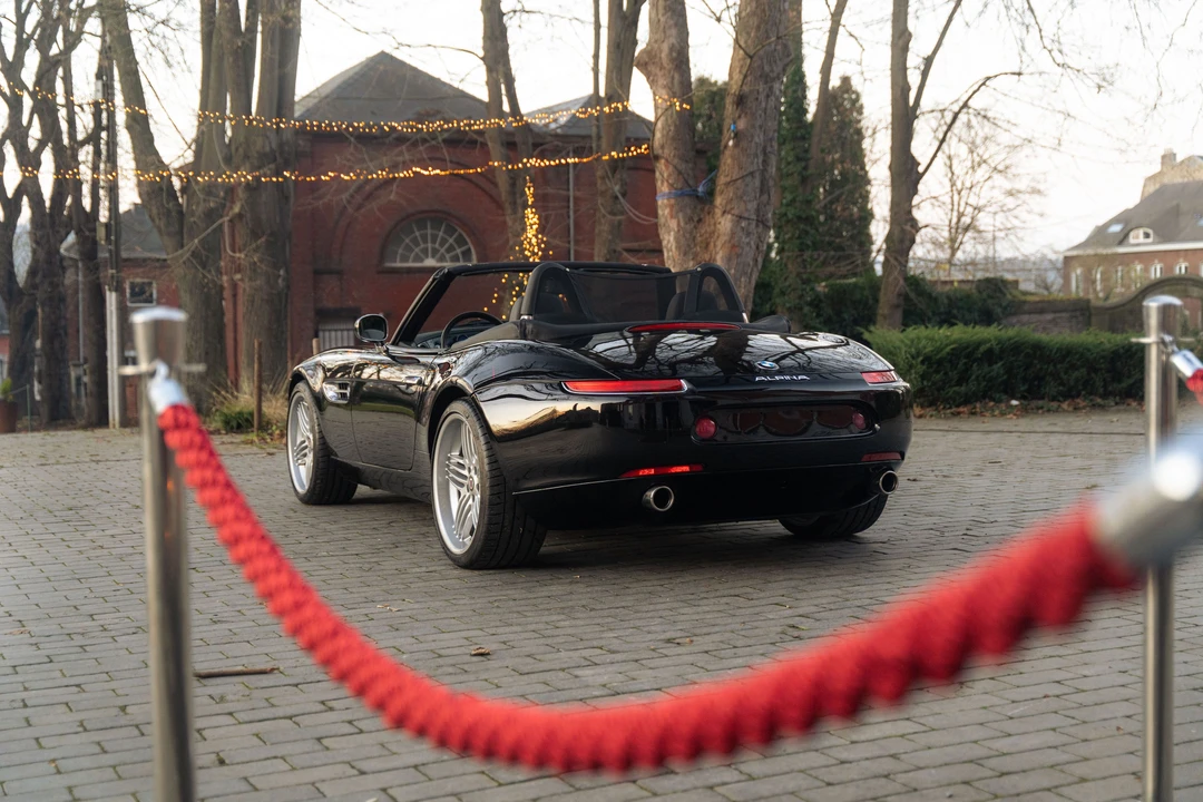 2004 BMW Z8 - Image 3 of 31