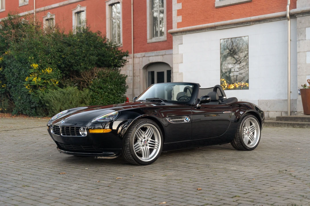 2004 BMW Z8 - Image 2 of 31