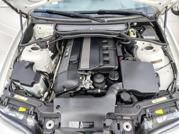 2004 BMW E46 330i & 330Ci - Image 5 of 21