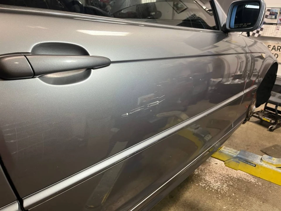 2004 BMW E46 330i & 330Ci - Image 8 of 24