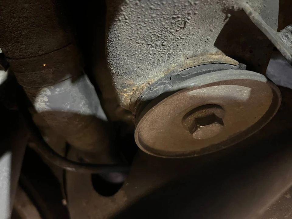 2004 BMW E46 330i & 330Ci - Image 23 of 24
