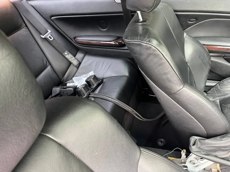2004 BMW E46 330i & 330Ci - Image 20 of 24