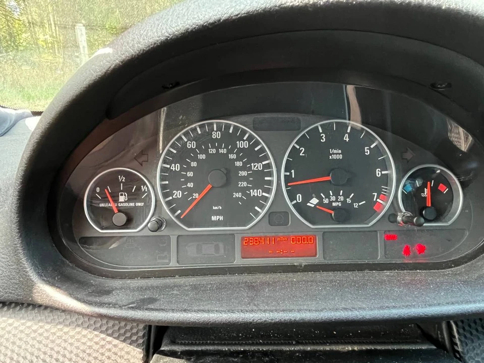 2004 BMW E46 330i & 330Ci - Image 18 of 24