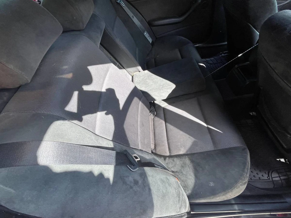 2004 BMW E46 330i & 330Ci - Image 15 of 24