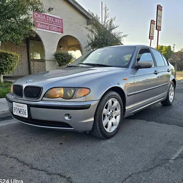 2004 BMW 325iS