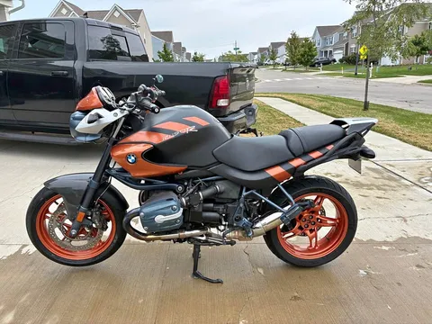 2004 BMW R1150R Rockster