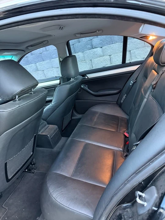 2004 BMW E46 330i & 330Ci - Image 6 of 12