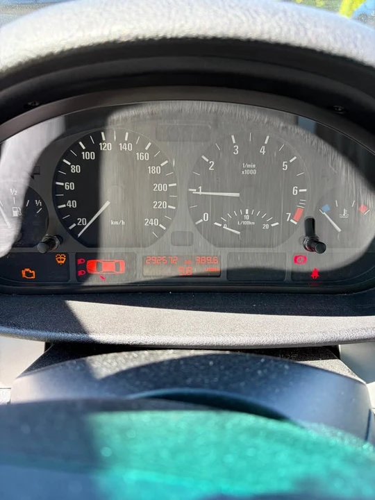 2004 BMW E46 3 Series - Image 5 of 8