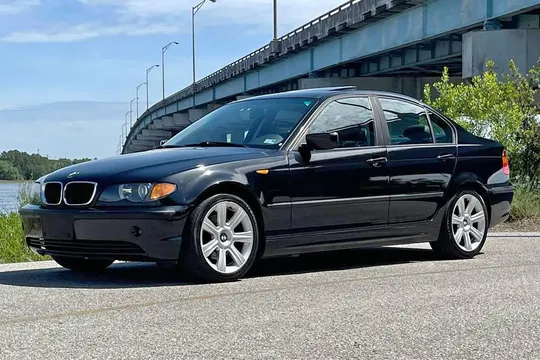 2004 BMW 3 Series