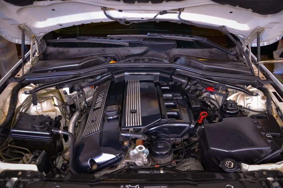 2004 BMW E60 5 Series Sedan - Image 2 of 20