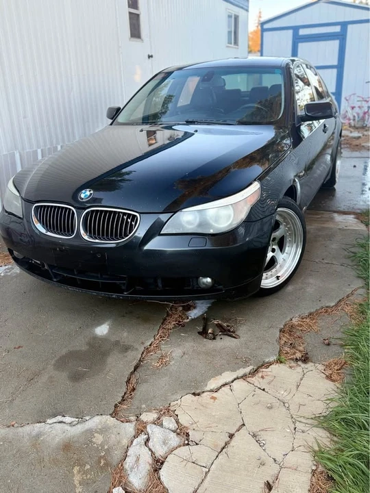 2004 BMW E60 5 Series Sedan - Image 2 of 10
