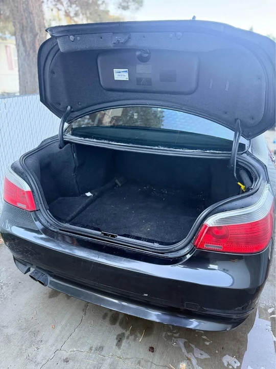 2004 BMW E60 5 Series Sedan - Image 6 of 10