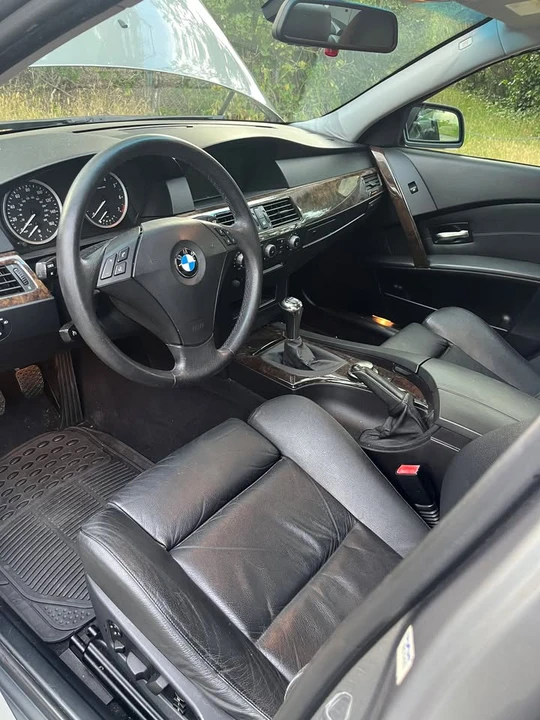 2004 BMW E60 5 Series Sedan - Image 9 of 17