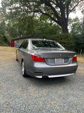 2004 BMW 530i