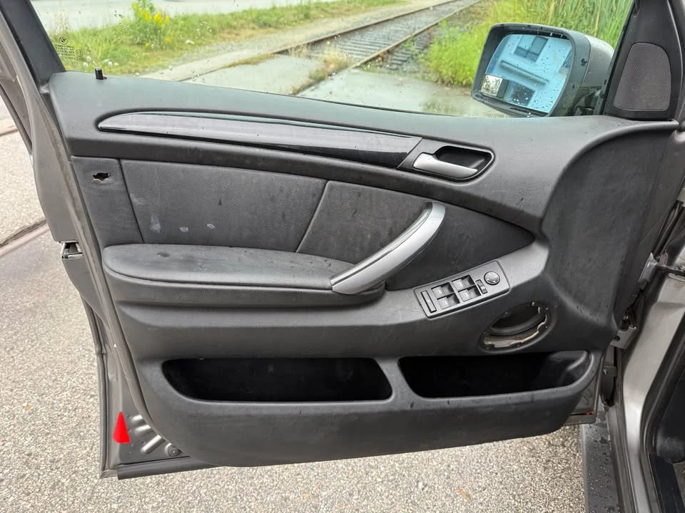 2004 BMW E53 X5 - Image 10 of 10