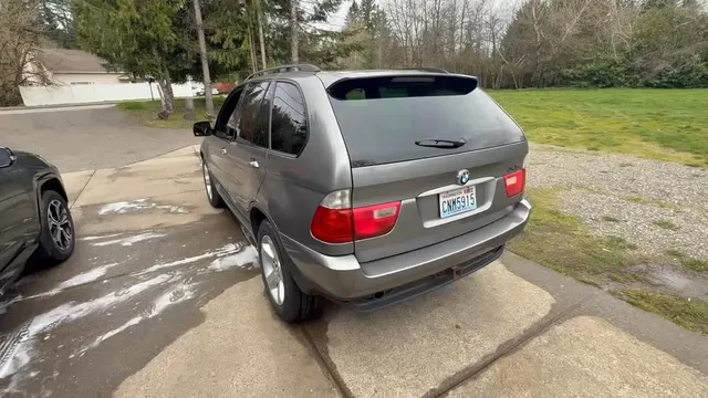 2004 BMW X5 4.4i