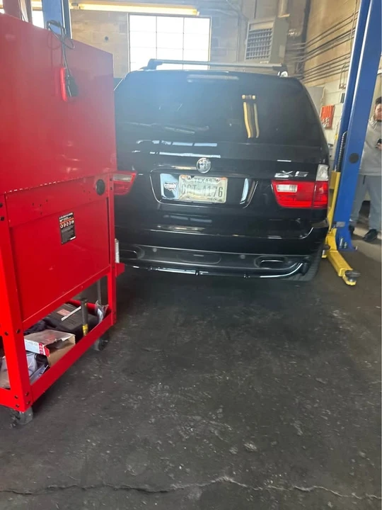 2004 BMW E53 X5 4.6is & 4.8is - Image 5 of 10