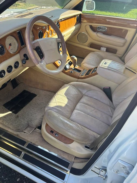 2004 Bentley Arnage R & RL - Image 5 of 5