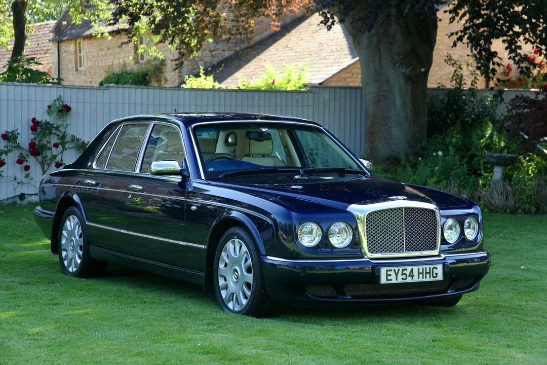 2004 Bentley Arnage R & RL - Image 9 of 30