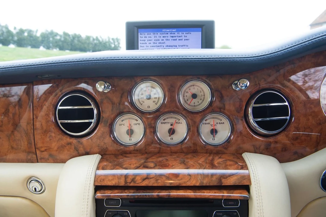 2004 Bentley Arnage R & RL - Image 24 of 30