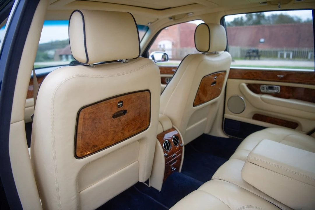 2004 Bentley Arnage R & RL - Image 15 of 30