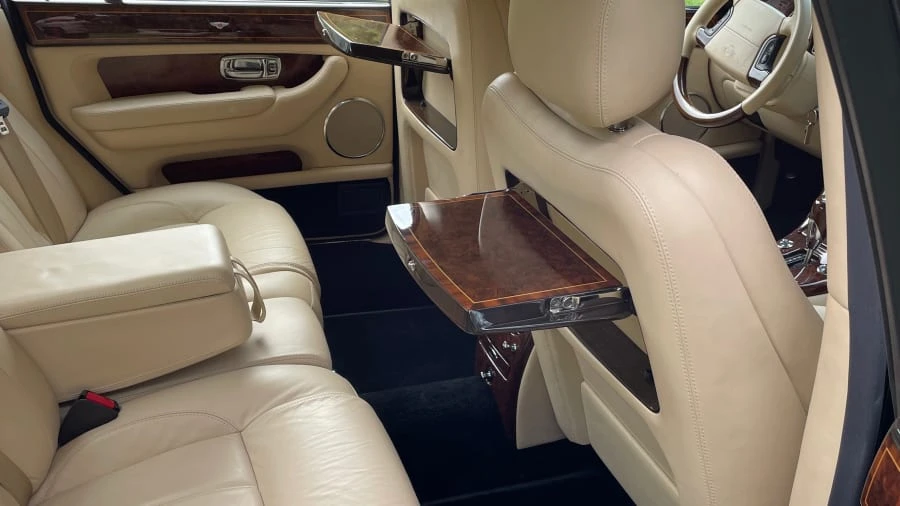 2004 Bentley Arnage R & RL - Image 7 of 15