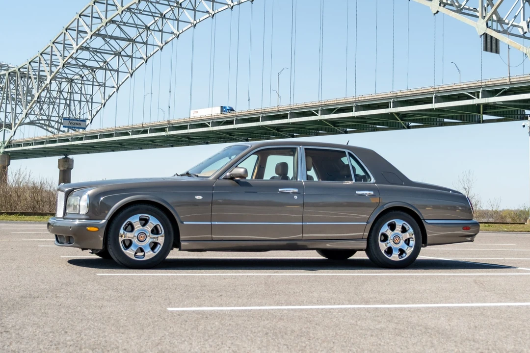 2004 Bentley Arnage R & RL - Image 2 of 31