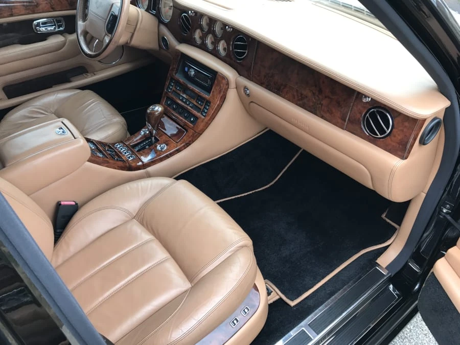 2004 Bentley Arnage R & RL - Image 6 of 8