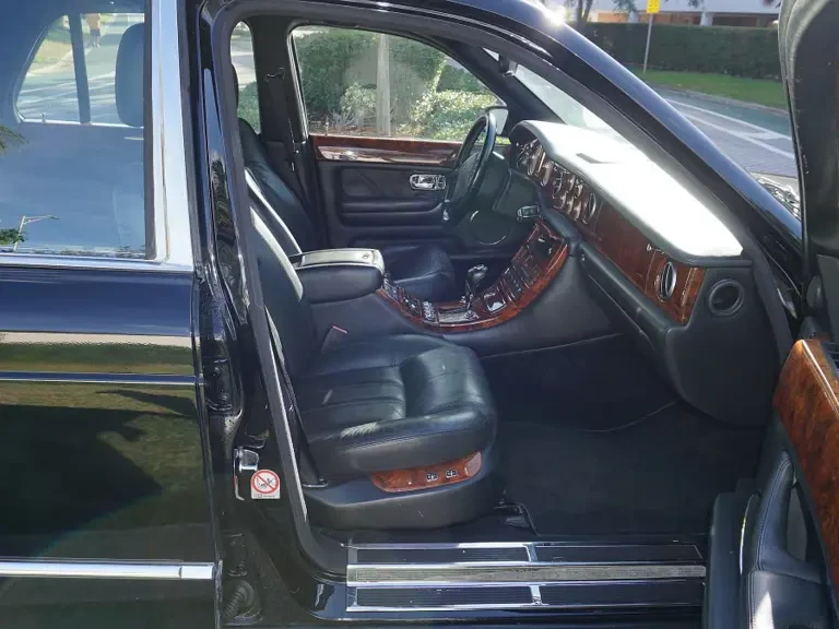 2004 Bentley Arnage R & RL - Image 6 of 10
