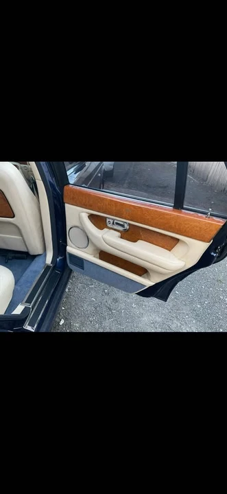 2004 Bentley Arnage R & RL - Image 11 of 15