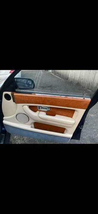 2004 Bentley Arnage R & RL - Image 7 of 15