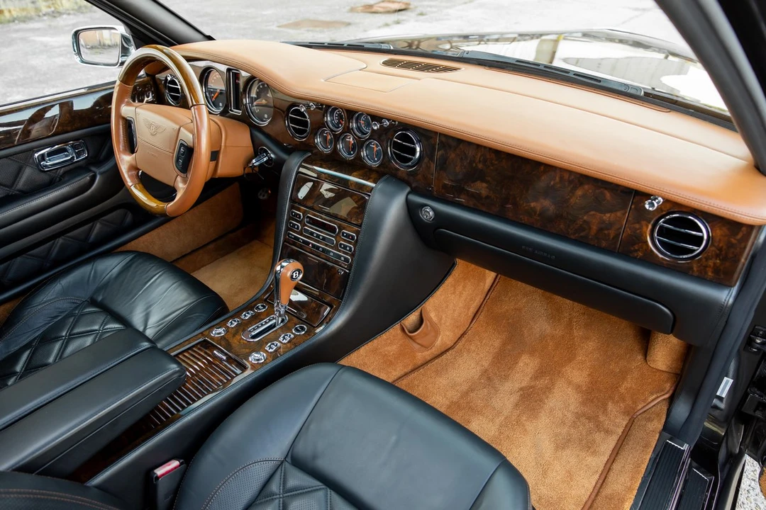 2004 Bentley Arnage T - Image 17 of 30
