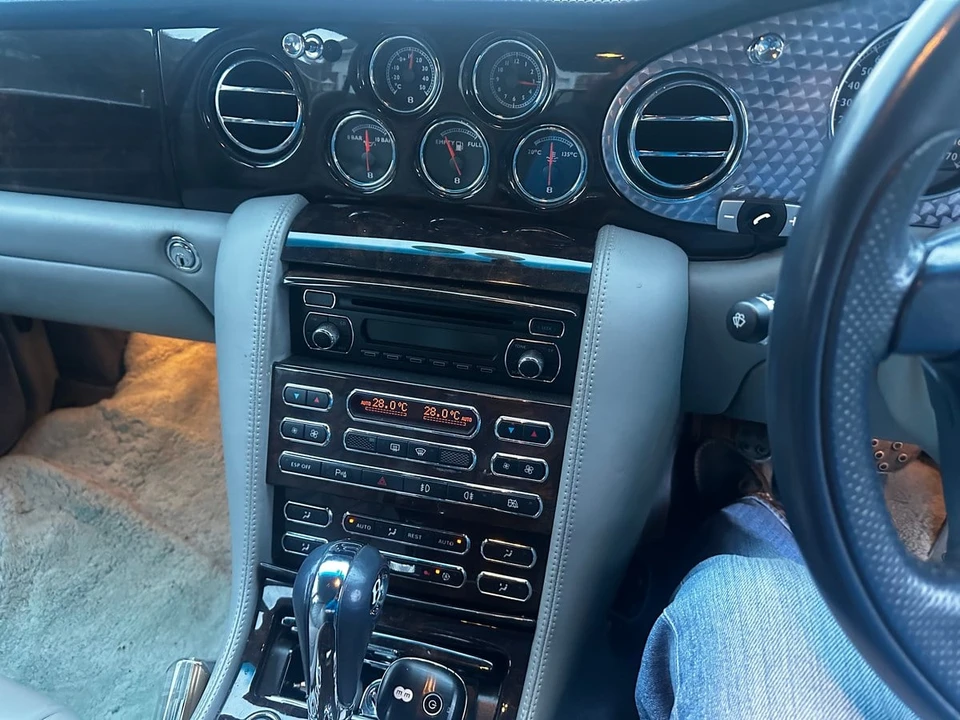 2004 Bentley Arnage T - Image 17 of 30