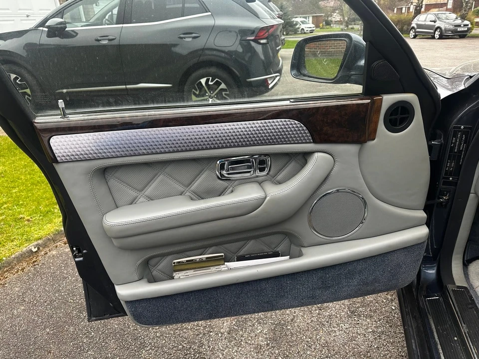 2004 Bentley Arnage T - Image 12 of 30