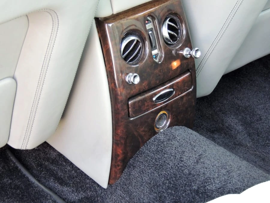 2004 Bentley Arnage T - Image 8 of 12