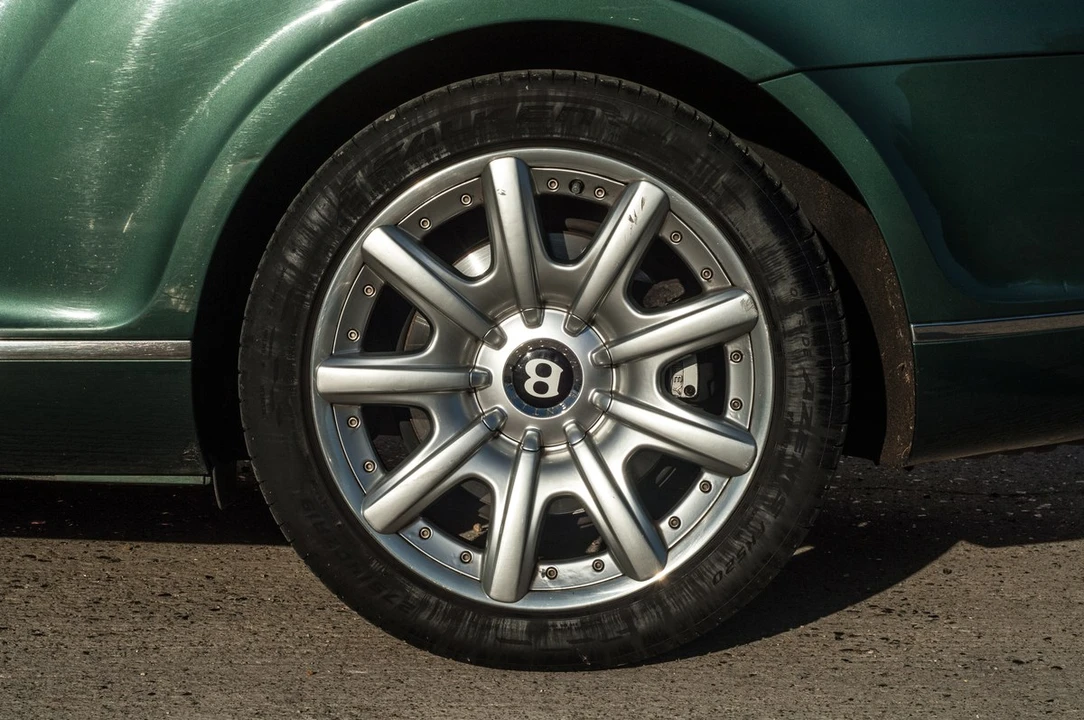 2004 Bentley Continental GT 1st Gen - Image 11 of 30