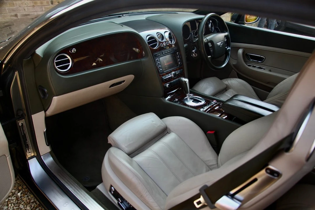 2004 Bentley Continental GT 1st Gen - Image 26 of 30