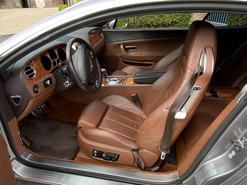 2004 Bentley Continental GT 1st Gen - Image 19 of 30