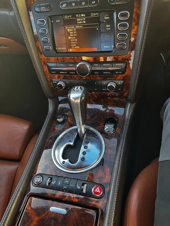 2004 Bentley Continental GT 1st Gen - Image 19 of 30