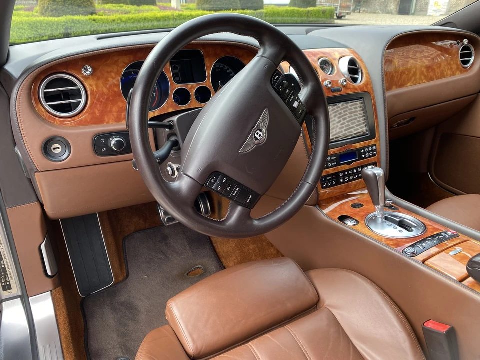 2004 Bentley Continental GT 1st Gen - Image 18 of 30