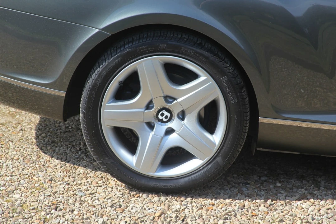 2004 Bentley Continental GT 1st Gen - Image 23 of 30