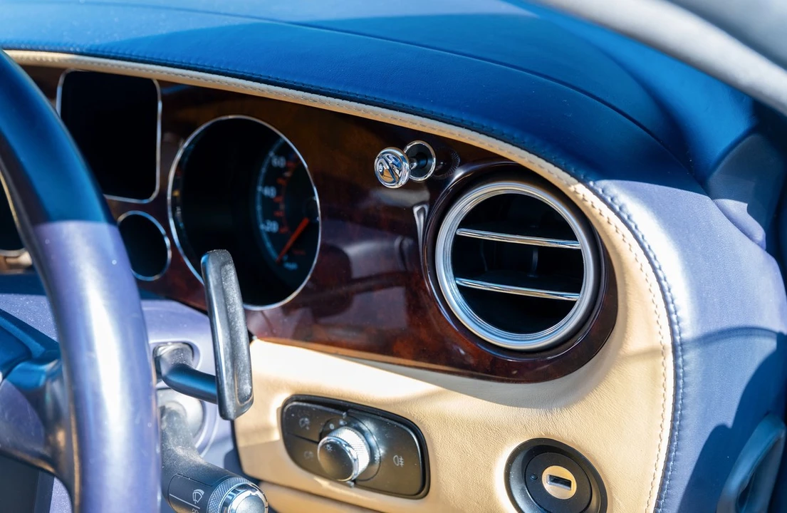 2004 Bentley Continental GT 1st Gen - Image 27 of 30